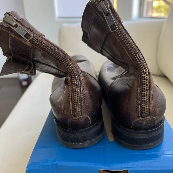 Frye Veronica Brown Leather Ankle Booties with Vintage Style - Picture 2 of 8